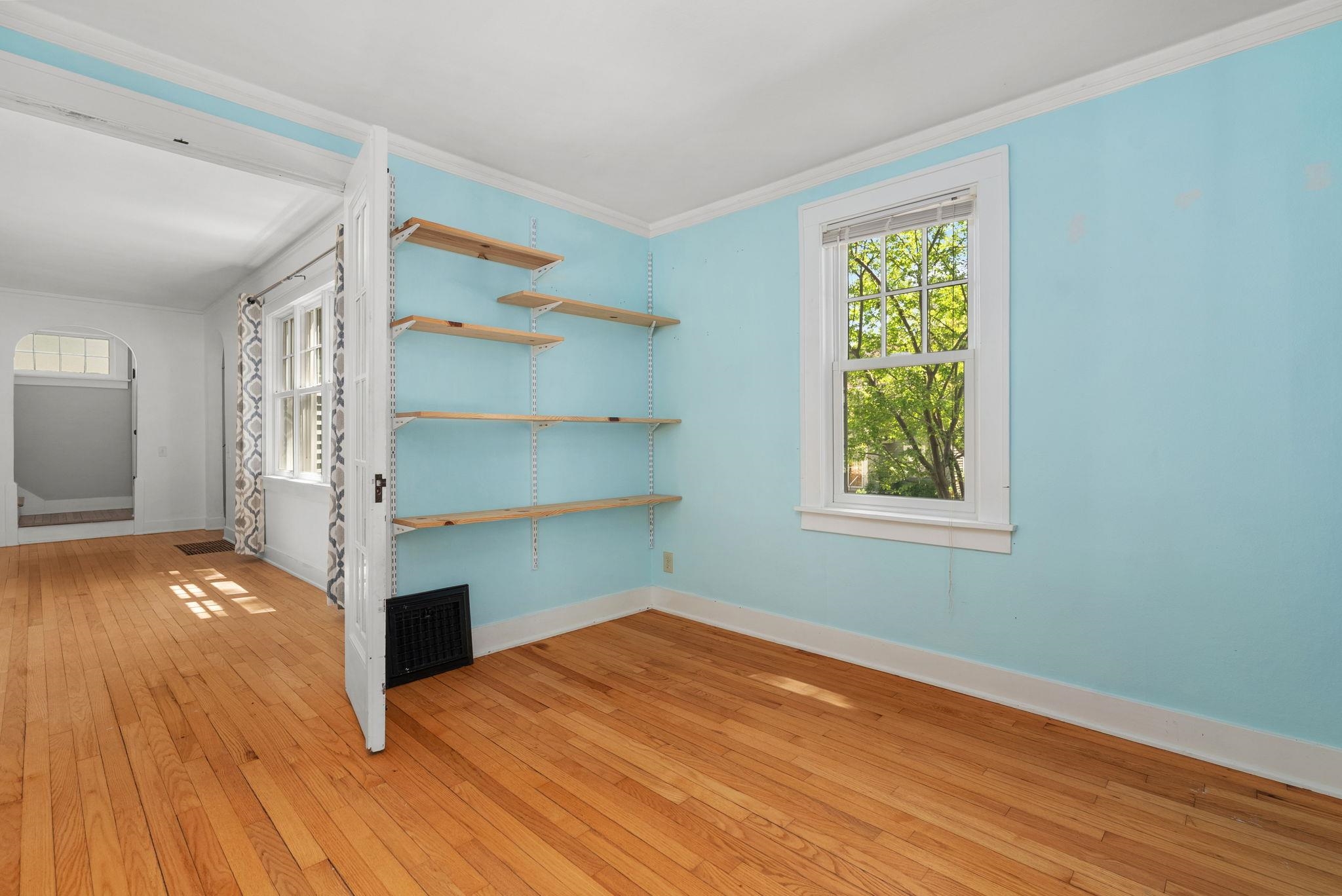 2428 Fox Madison, WI 53711 - Photo 6 of 32