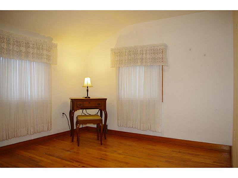 1170 Race Street McKees Rocks, PA 15136 - Photo 6 of 9 Bedroom. Amazing hardwood floors though-out.