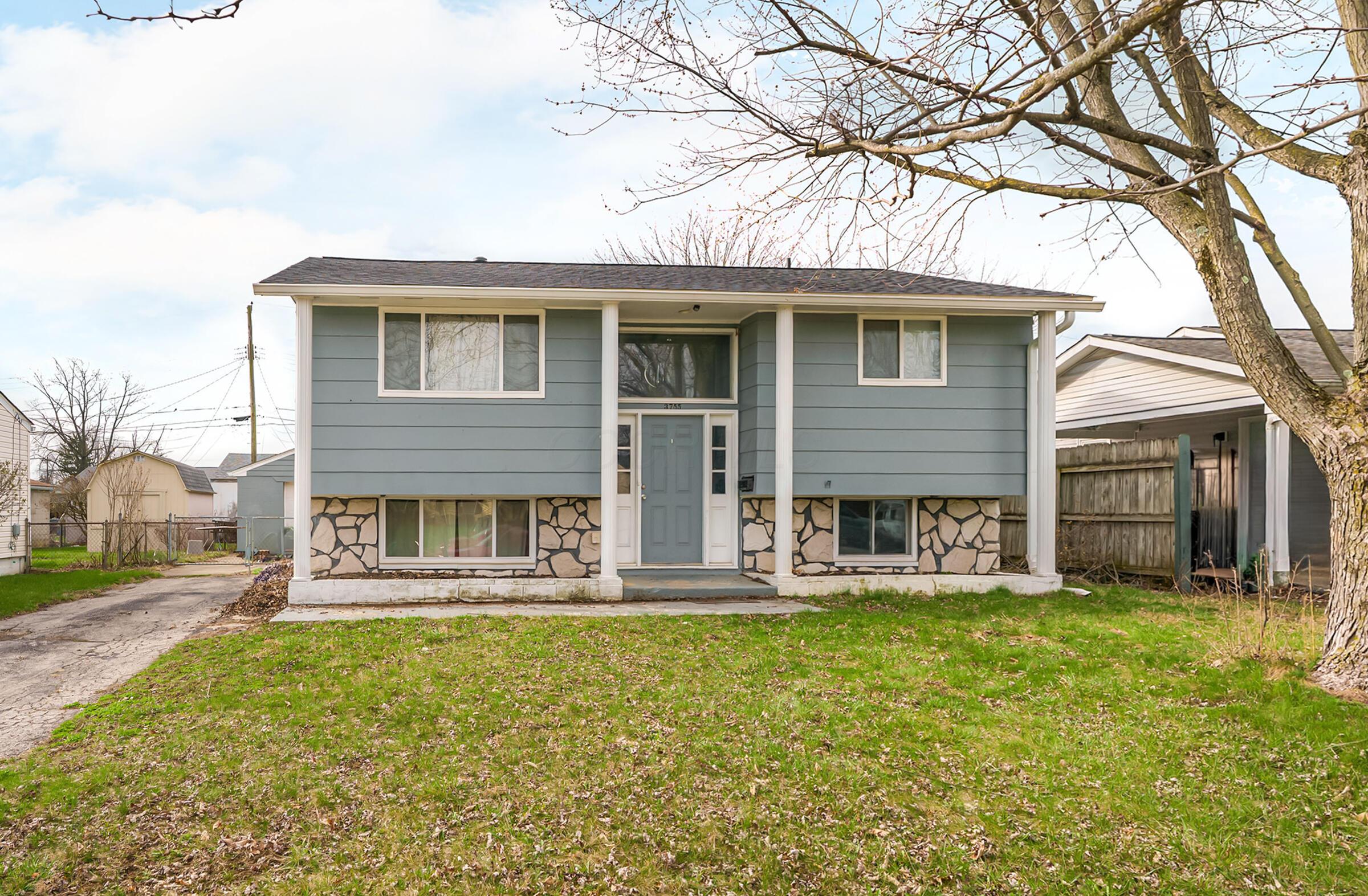 3755 Lynward Road Columbus, OH 43228 - Photo 2 of 25 3755 Lynward Rd-2