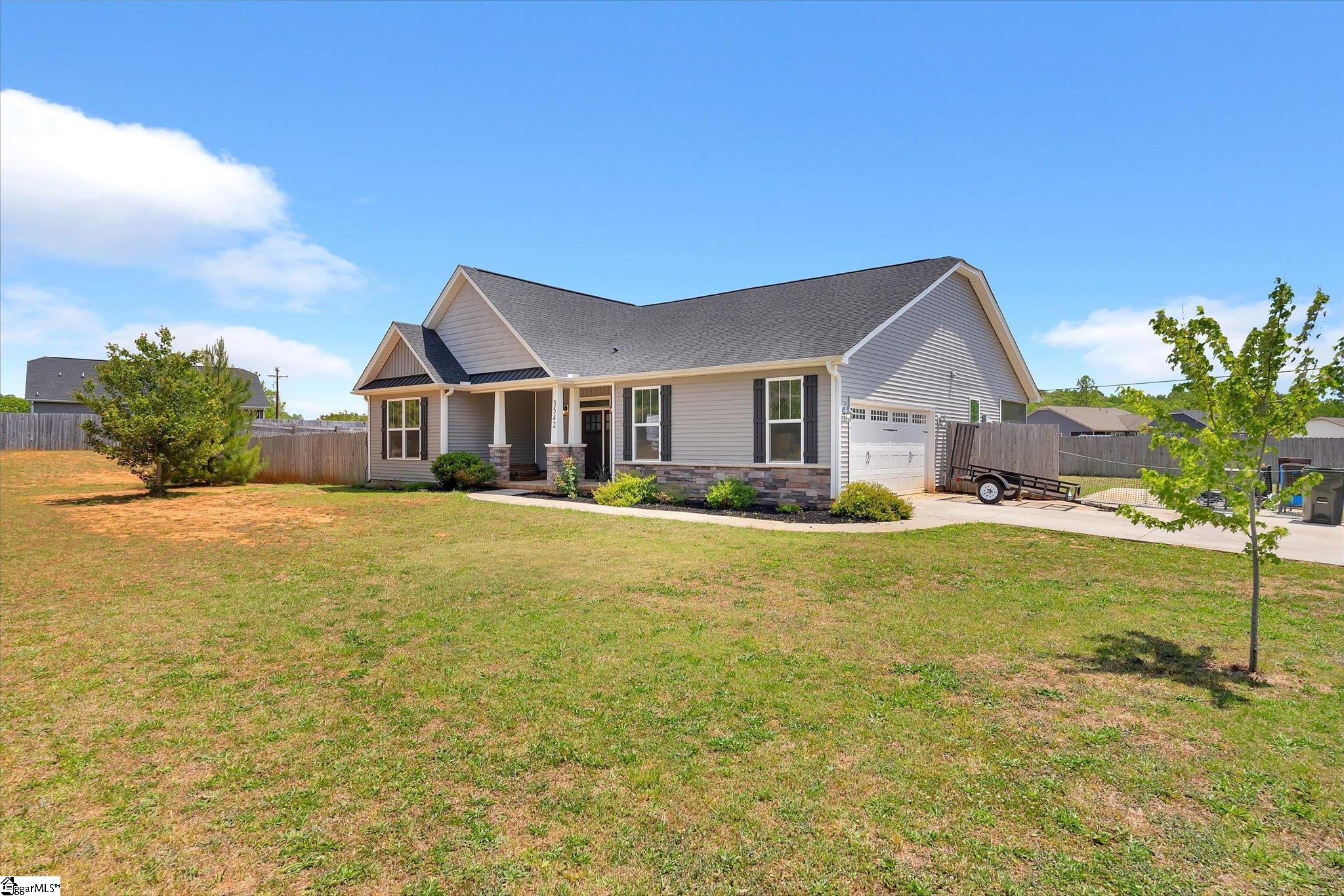 3542 Highway 414 Landrum, SC 29356 - Photo 3 of 39
