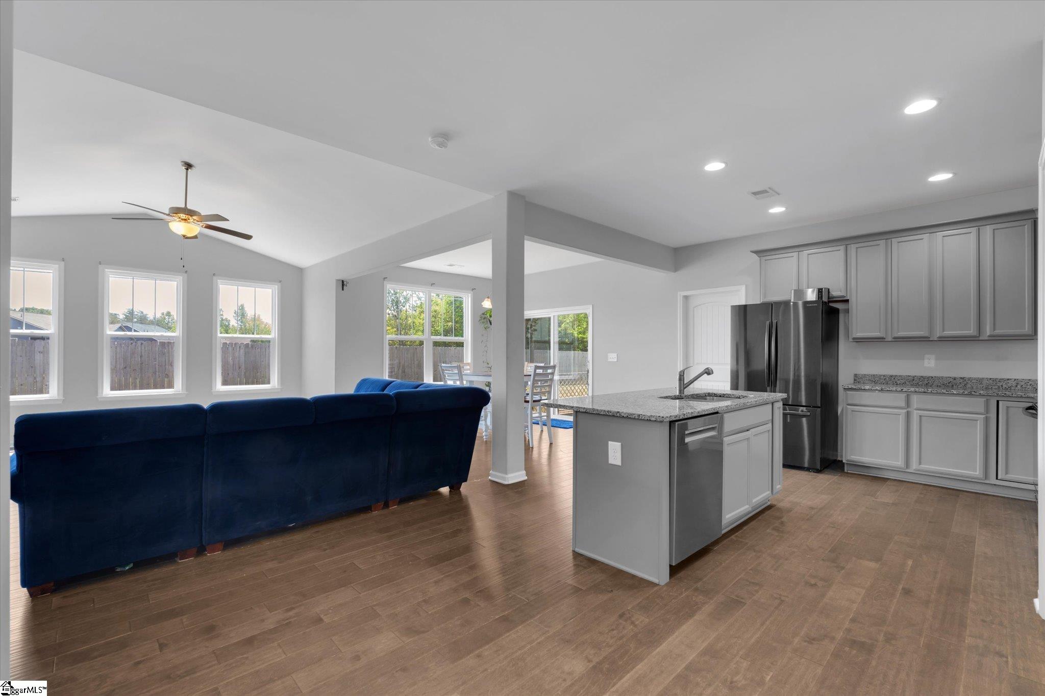 3542 Highway 414 Landrum, SC 29356 - Photo 6 of 39