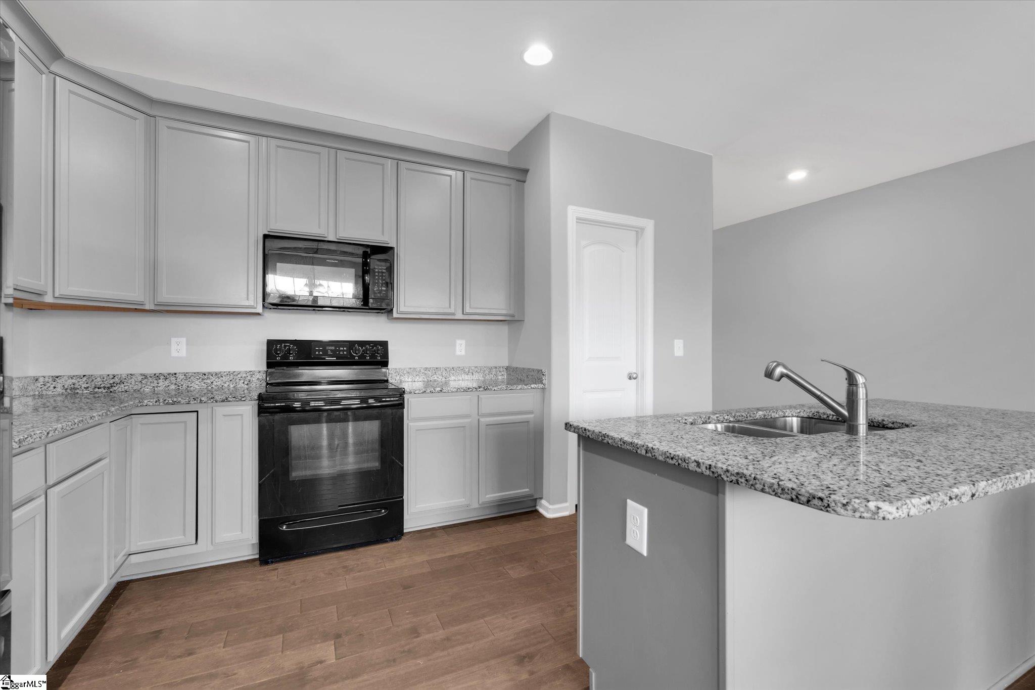 3542 Highway 414 Landrum, SC 29356 - Photo 10 of 39