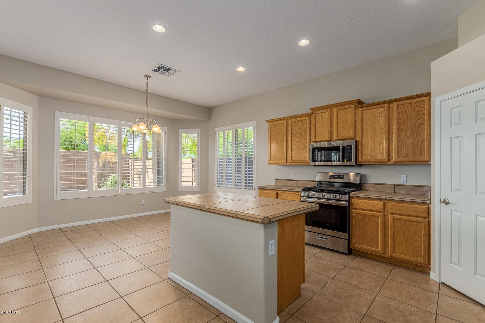 2740 South Seton Avenue Gilbert, AZ 85295 - Photo 13 of 33 Seton (13)