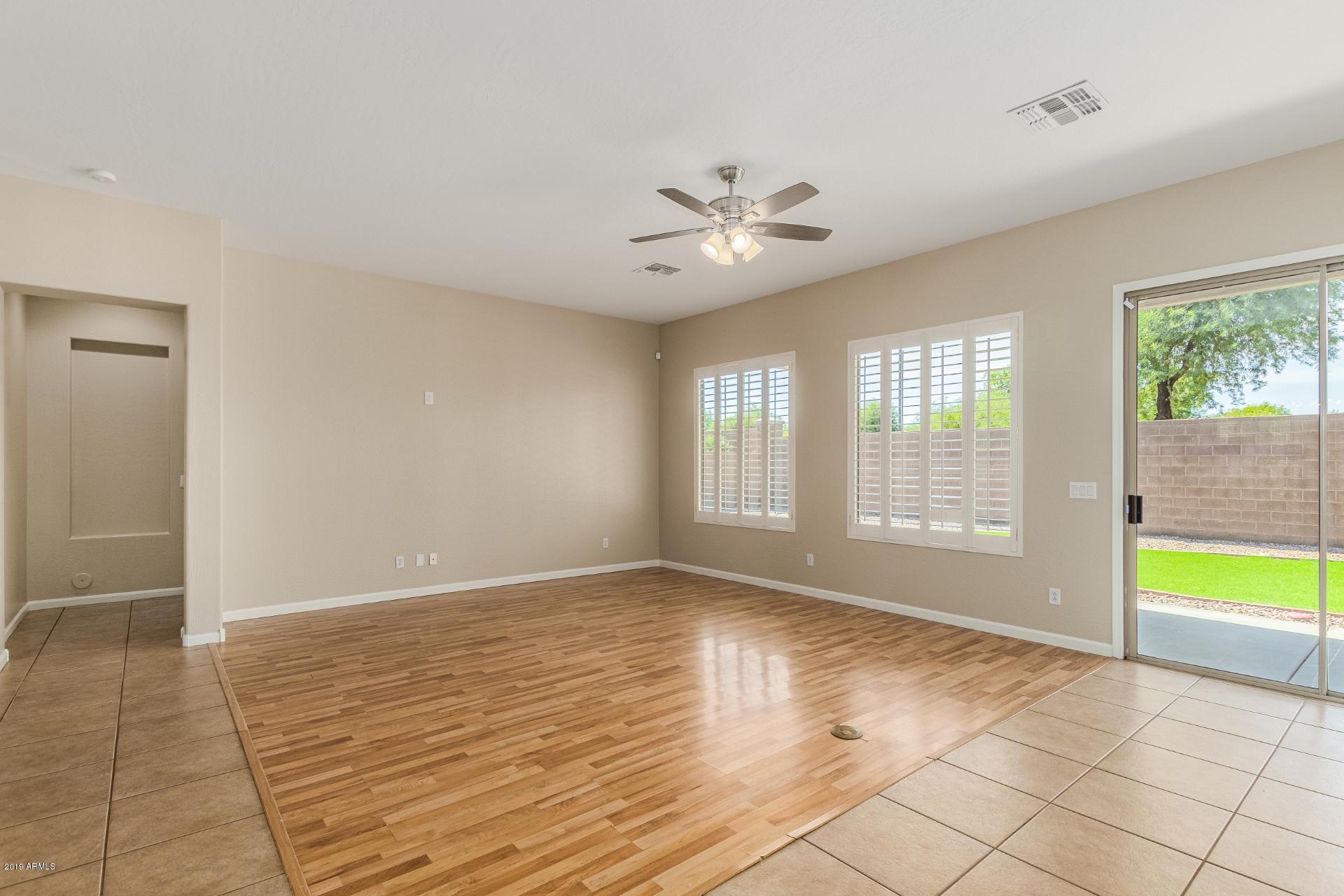 2740 South Seton Avenue Gilbert, AZ 85295 - Photo 10 of 33 Seton (10)