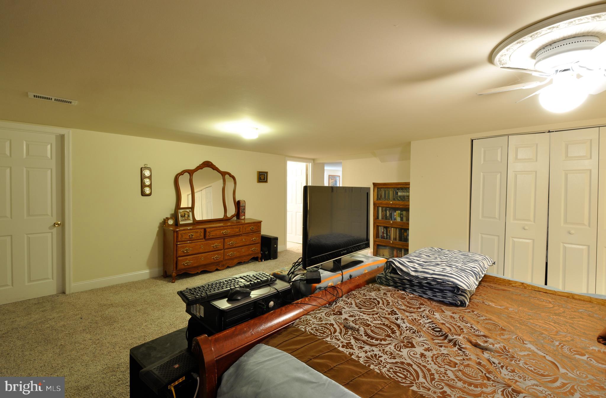 276 Richards Ferry Road Fredericksburg, VA 22406 - Photo 26 of 38 Family Room