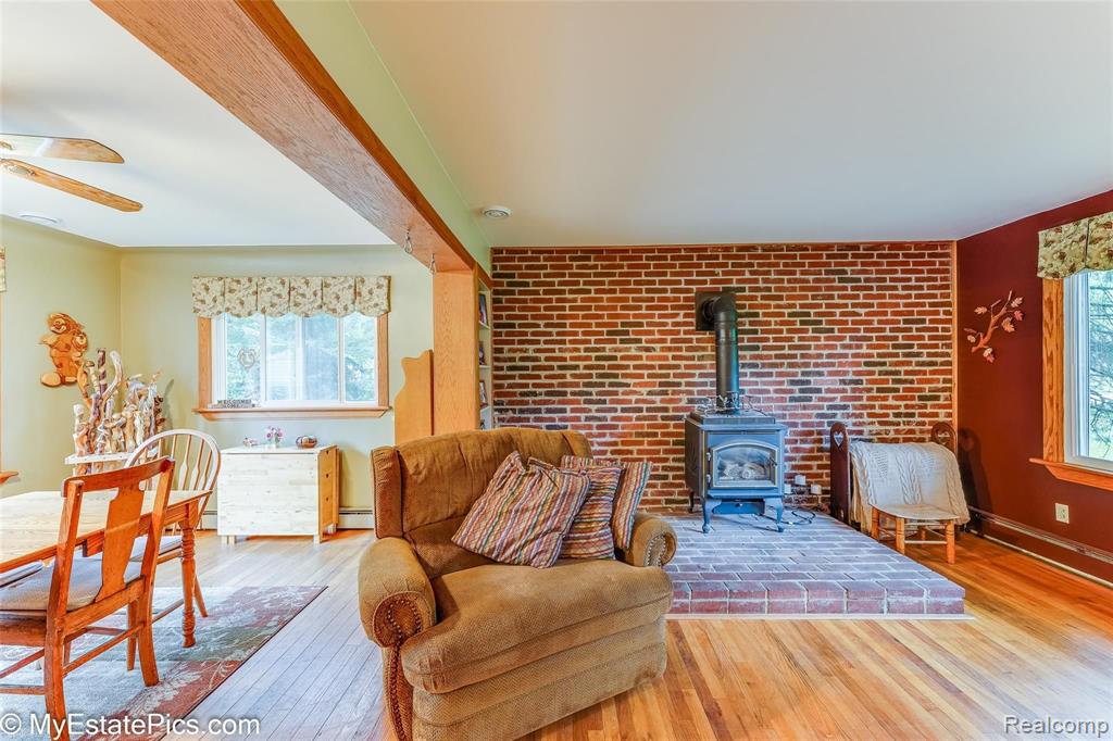 47807 Hanford Road Canton, MI 48187 - Photo 10 of 55