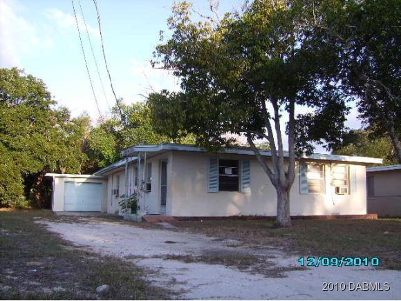563 Fairmount Road Daytona Beach, FL 32114 - Photo 1 of 6 Primary Photo