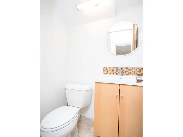 $1,890 | 1906 Woodland Avenue, Unit A, Austin, TX 78741