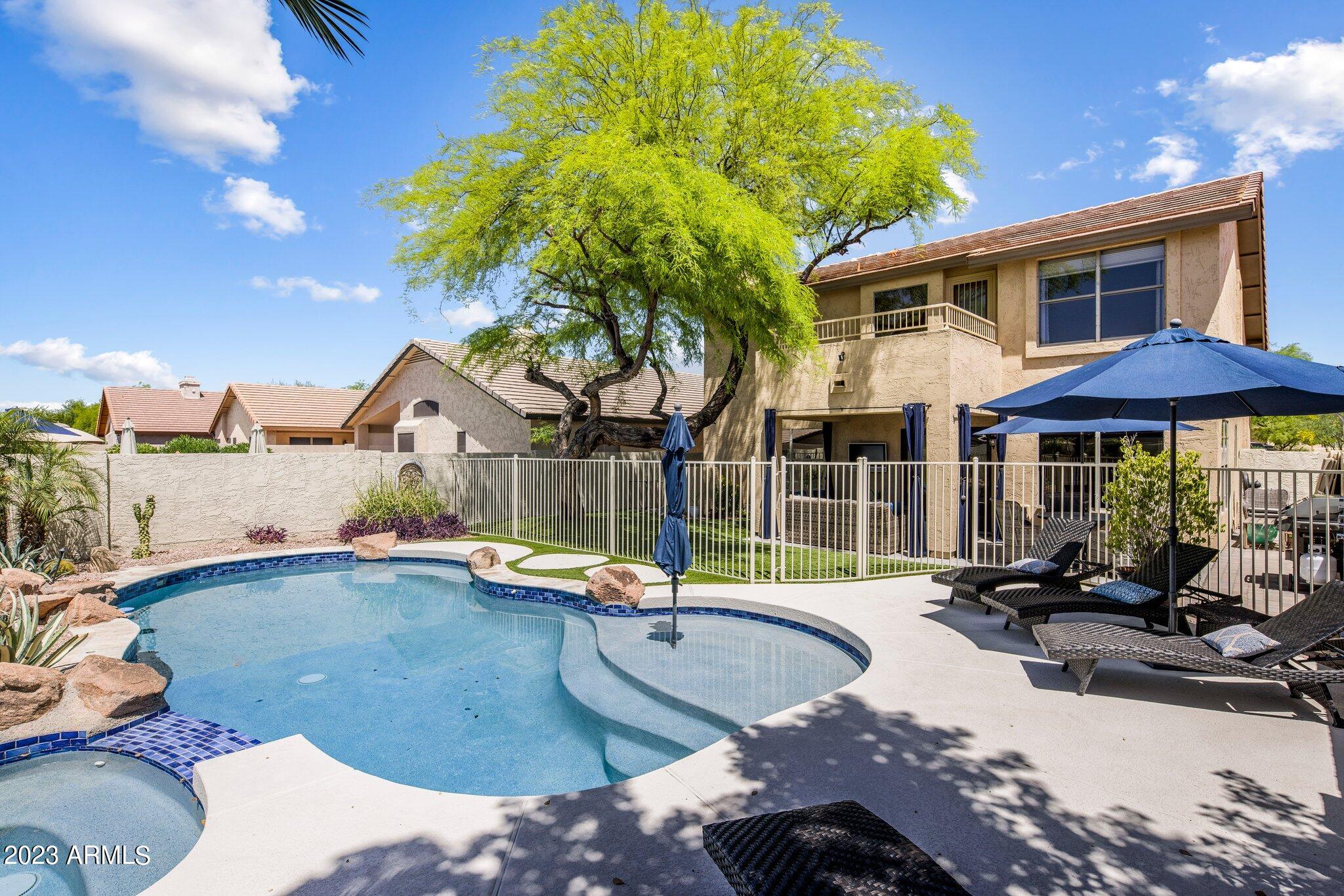 4527 East Gatewood Road Phoenix, AZ 85050 - Photo 31 of 33 New Cool Decking
