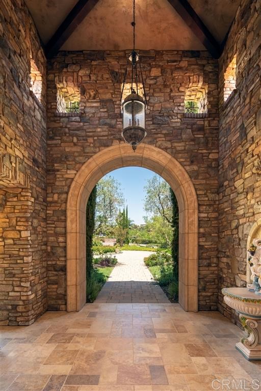 14778 El Rodeo Court Rancho Santa Fe, CA 92067 - Photo 4 of 22