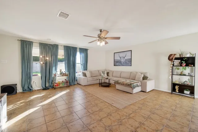 $1,950 | 3326 Zephyr Glen Way, Houston, TX 77084