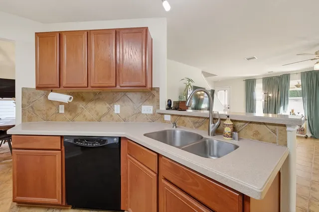 $1,950 | 3326 Zephyr Glen Way, Houston, TX 77084