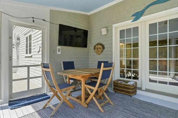 $1,950,000 | 10 Loring Avenue, Kingston, MA 02364