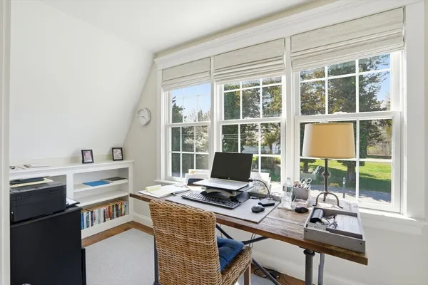 $1,950,000 | 10 Loring Avenue, Kingston, MA 02364