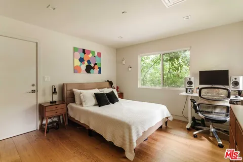$2,995,000 | 4063 Huron Avenue, Culver City, CA 90232