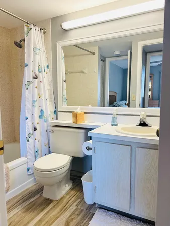$1,600 | 408 Pine Glen Lane, Unit C2, Greenacres, FL 33463