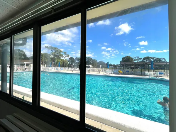 $1,600 | 408 Pine Glen Lane, Unit C2, Greenacres, FL 33463