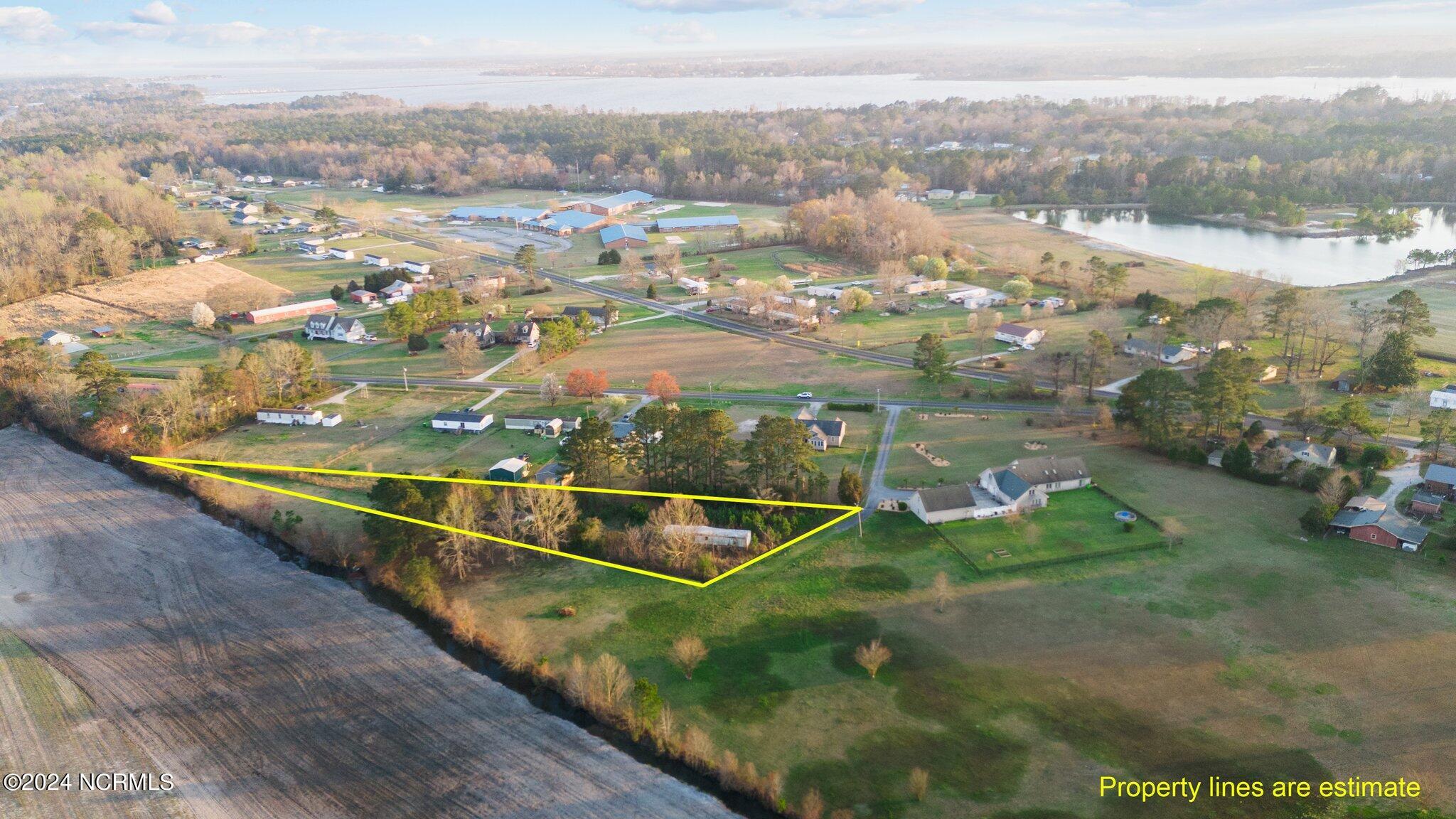 340 Antioch Road New Bern, NC 28560 - Photo 1 of 21 1-web-or-mls-DJI_20240314184429_0697_D_1