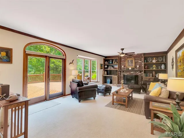 $464,900 | 101 Strecker Road, Ellisville, MO 63011