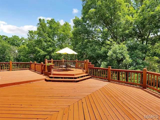 $464,900 | 101 Strecker Road, Ellisville, MO 63011