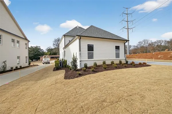 $1,100,000 | 216 Suwanee Avenue, Buford, GA 30518