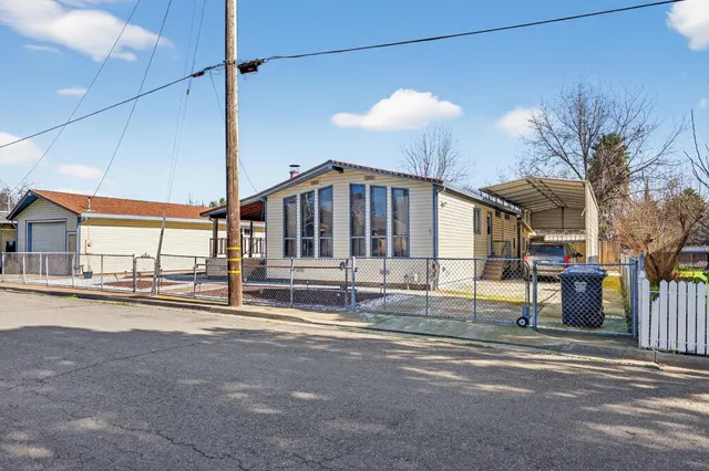 $298,000 | 7 Gaswell Road, Isleton, CA 95641