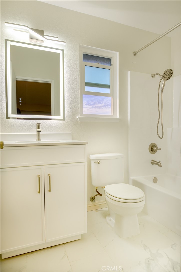 1202 Villanova Place Riverside, CA 92506 - Photo 11 of 51 Remodeled Second Bathroom
