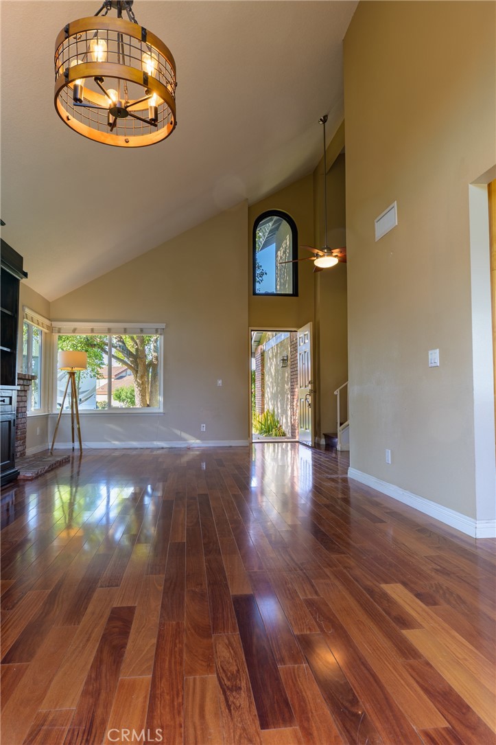 1202 Villanova Place Riverside, CA 92506 - Photo 13 of 51 Living Room, High Ceiling