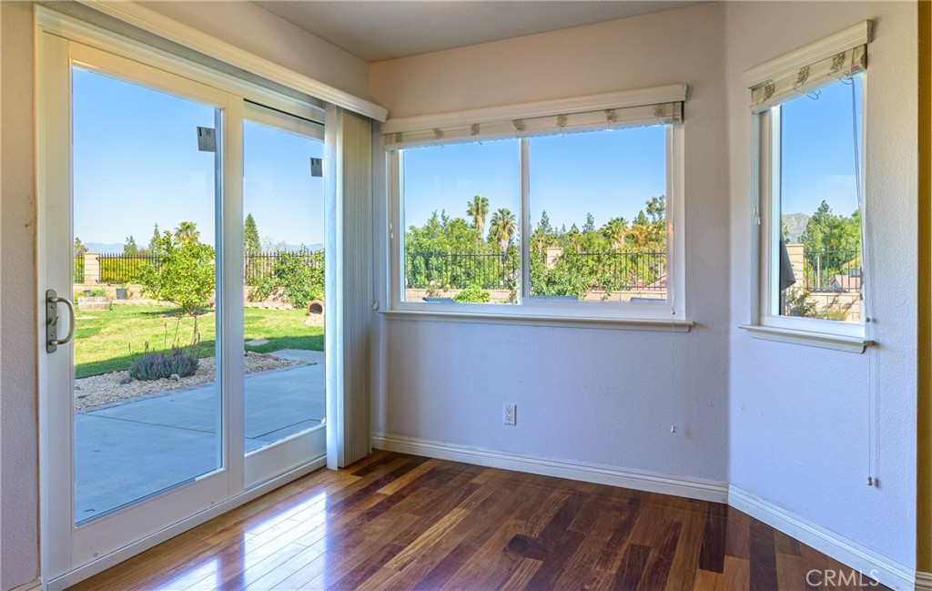1202 Villanova Place Riverside, CA 92506 - Photo 9 of 51 Family / Dining Room w/ New Double Pane Windows & Sliding Door Overlooking the VIEW