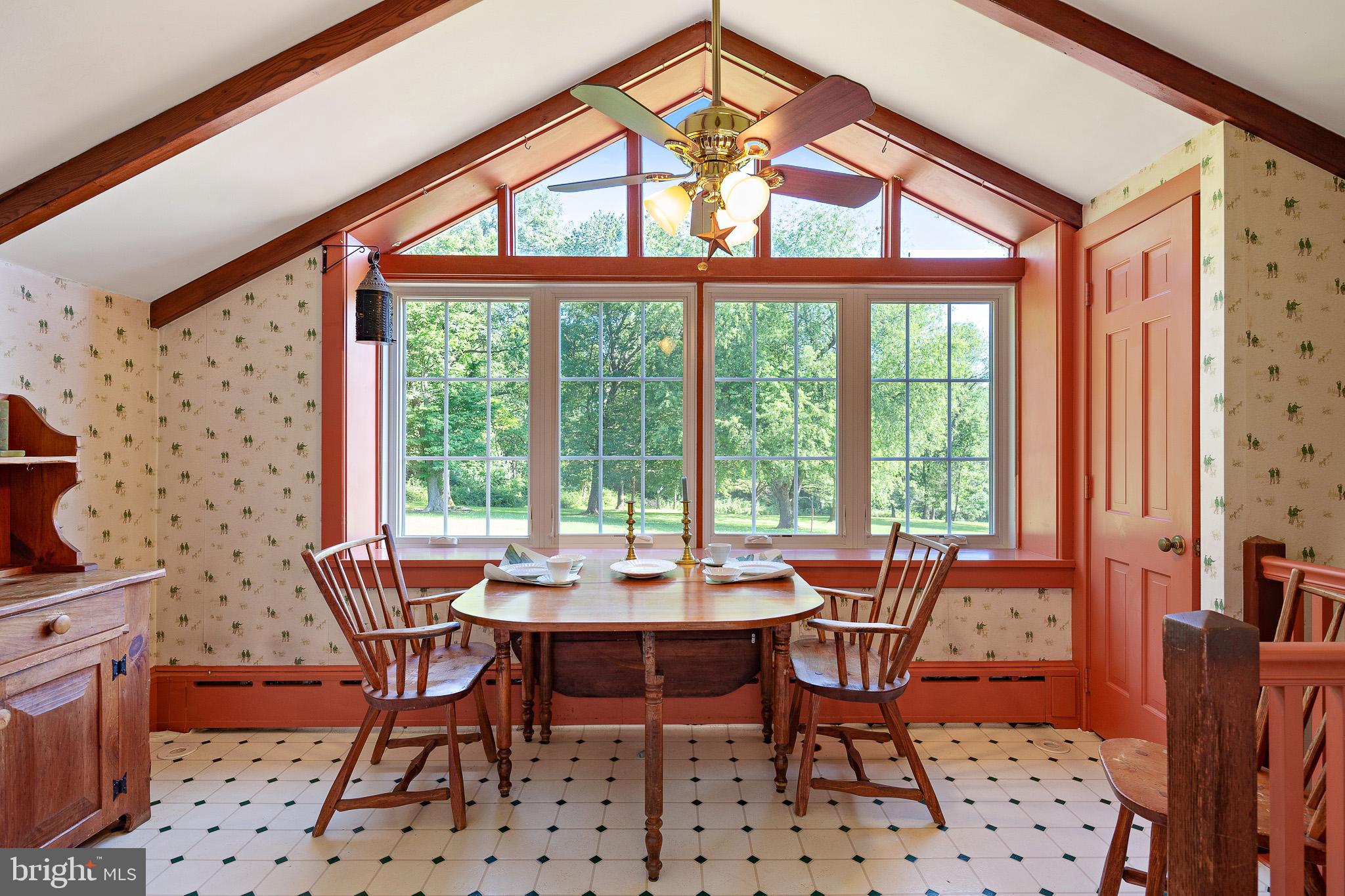 135 Kemp Lane Elkton, MD 21921 - Photo 4 of 38 Breakfast Room