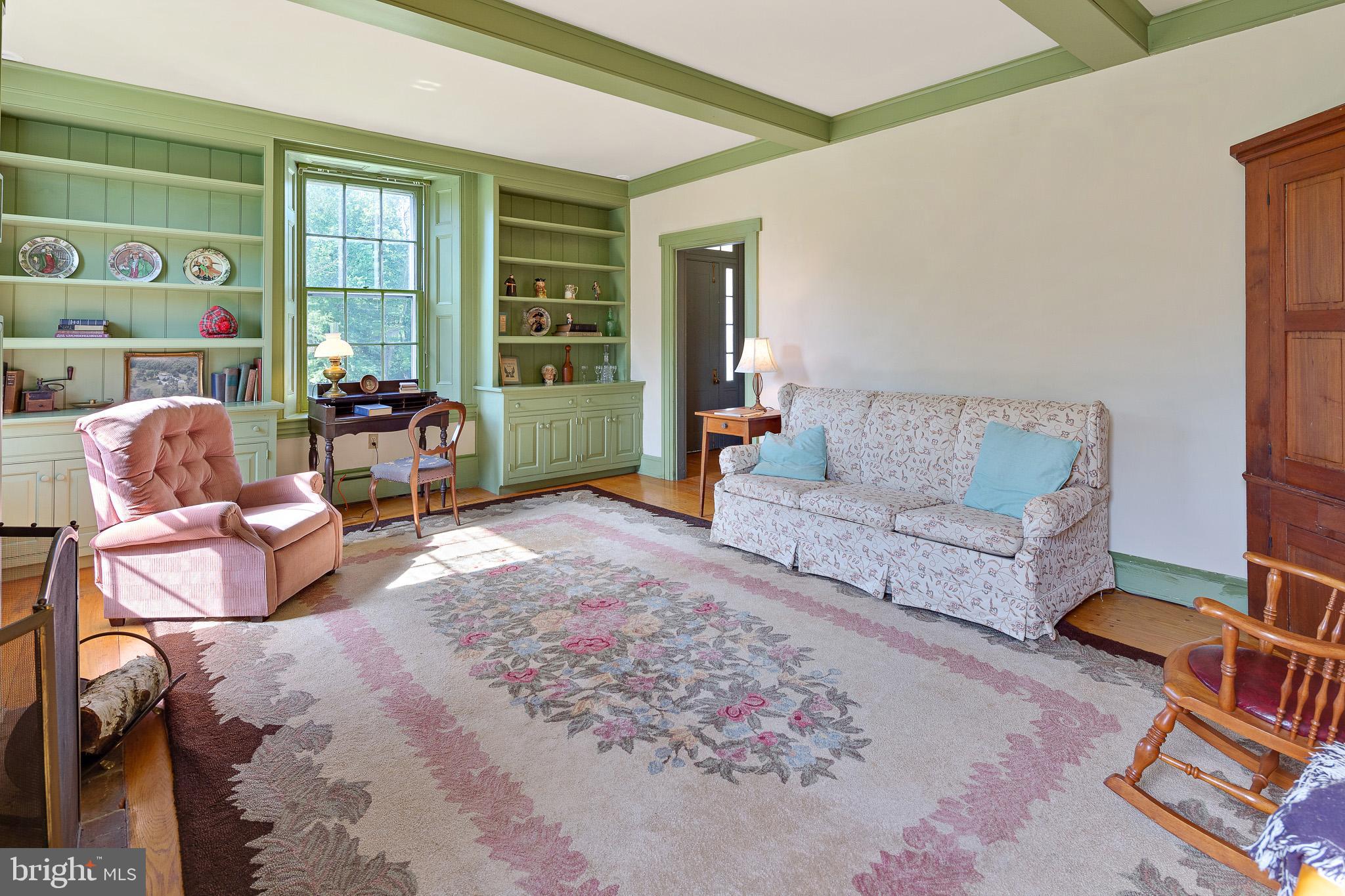 135 Kemp Lane Elkton, MD 21921 - Photo 8 of 38 Living Room