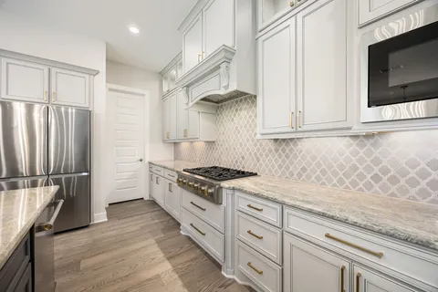 $1,300,000 | 29803 Heron View Lane, Fulshear, TX 77406