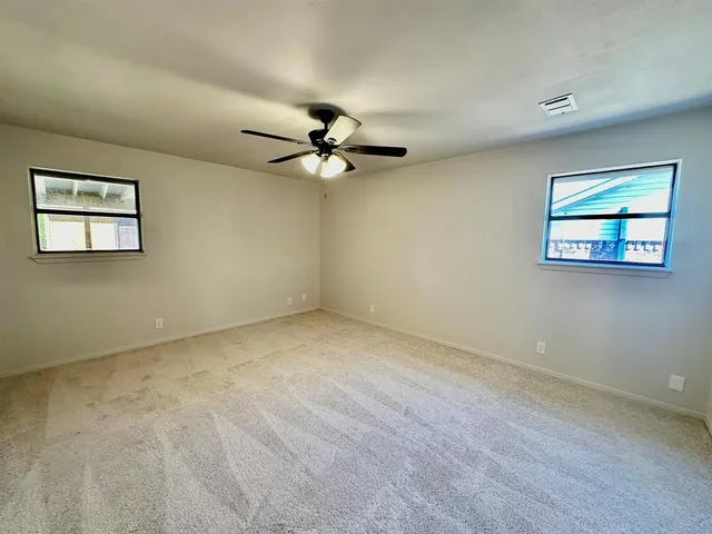 $229,500 | 16 Haven Circle, Denison, TX 75020