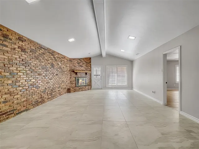 $3,500 | 7608 Meadow Oaks Drive, Dallas, TX 75230