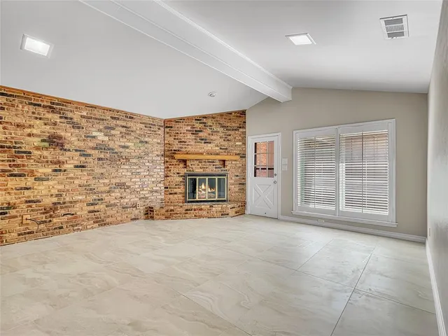 $3,500 | 7608 Meadow Oaks Drive, Dallas, TX 75230