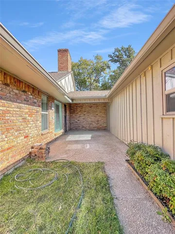 $3,500 | 7608 Meadow Oaks Drive, Dallas, TX 75230