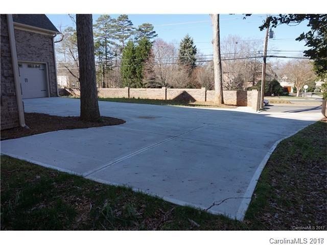 7717 Park Road Charlotte, NC 28210 - Photo 3 of 23 Gallery Image 3