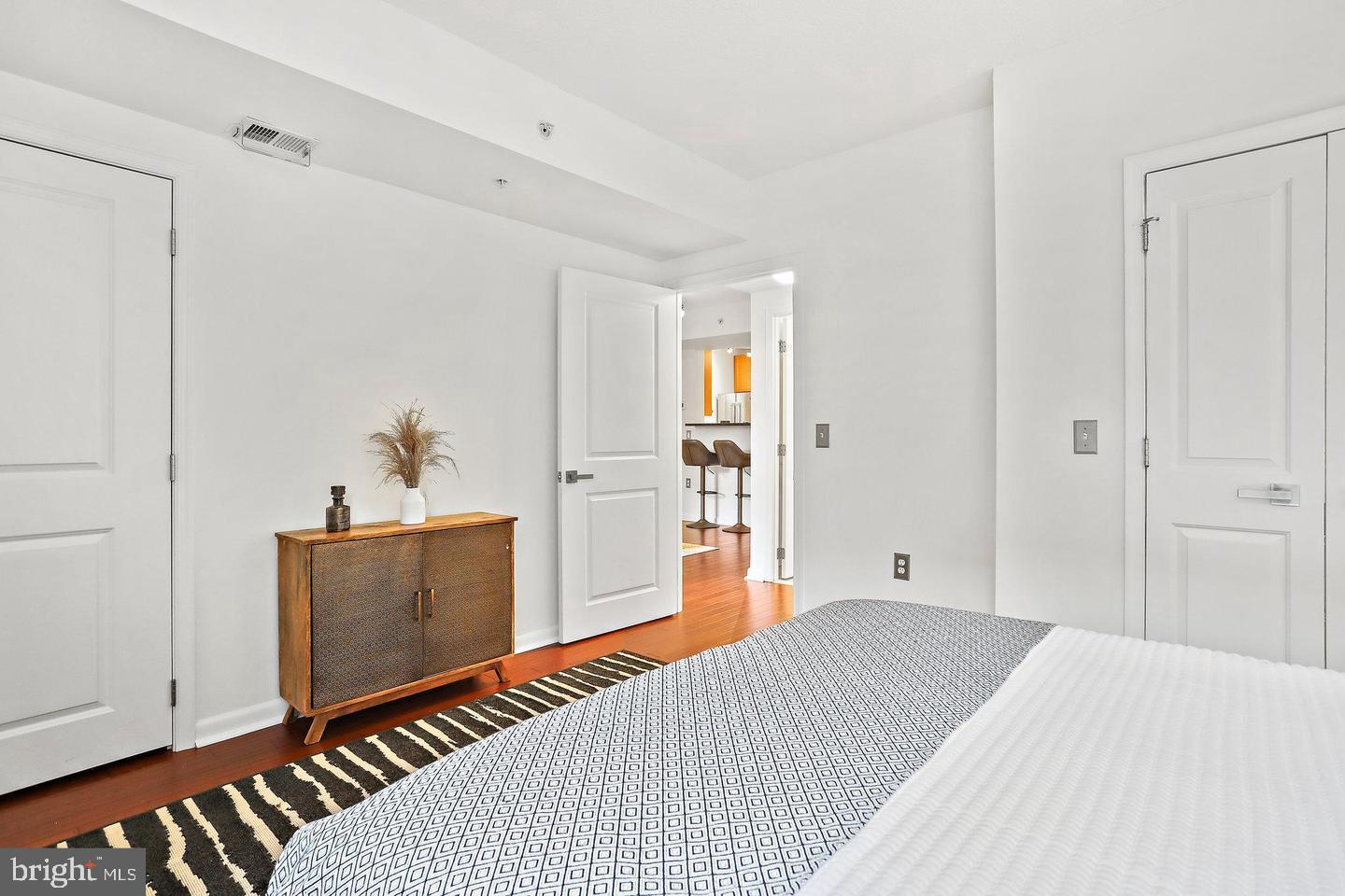 851 North Glebe Road, Unit 416 Arlington, VA 22203 - Photo 11 of 29