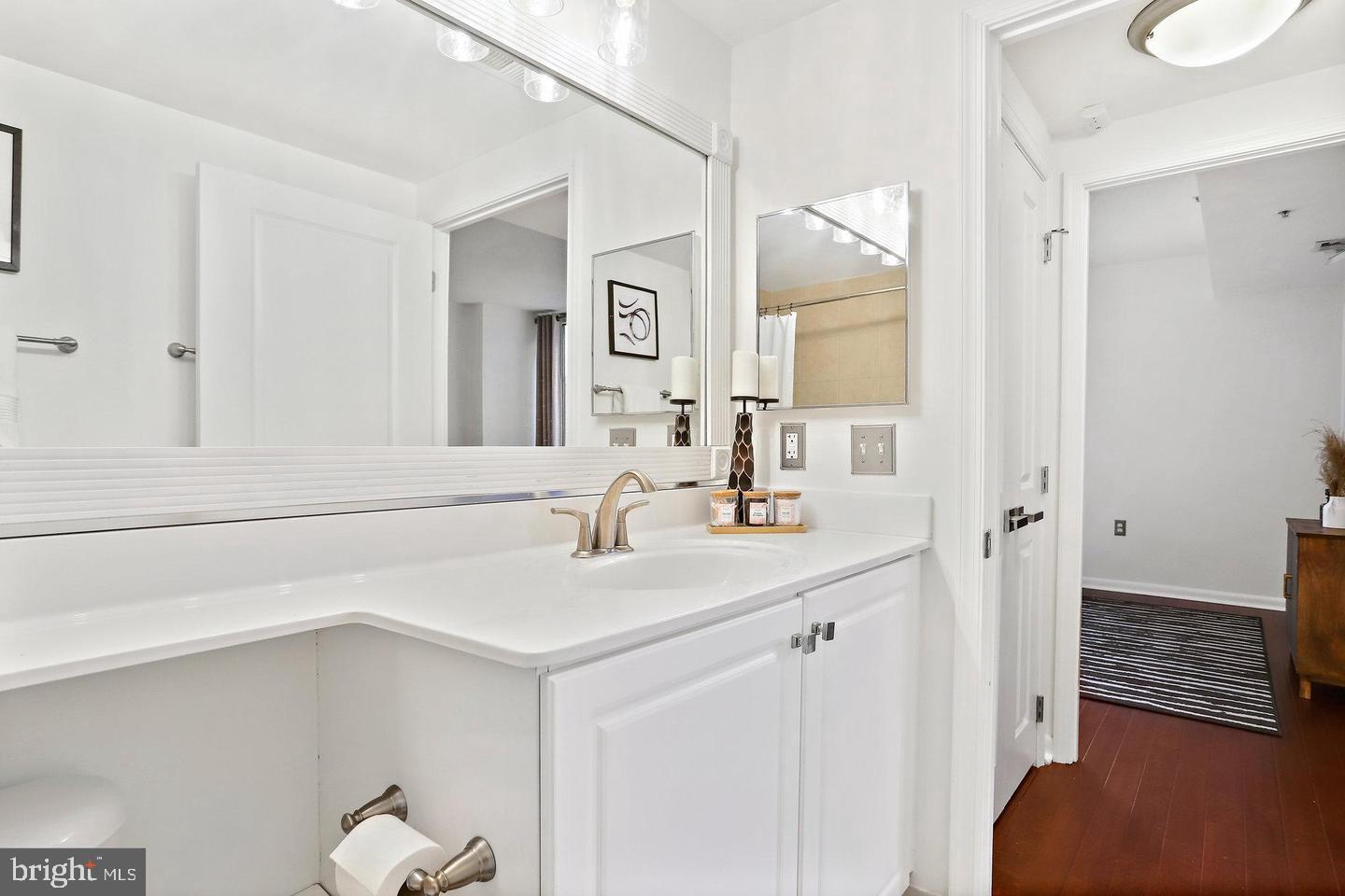 851 North Glebe Road, Unit 416 Arlington, VA 22203 - Photo 14 of 29
