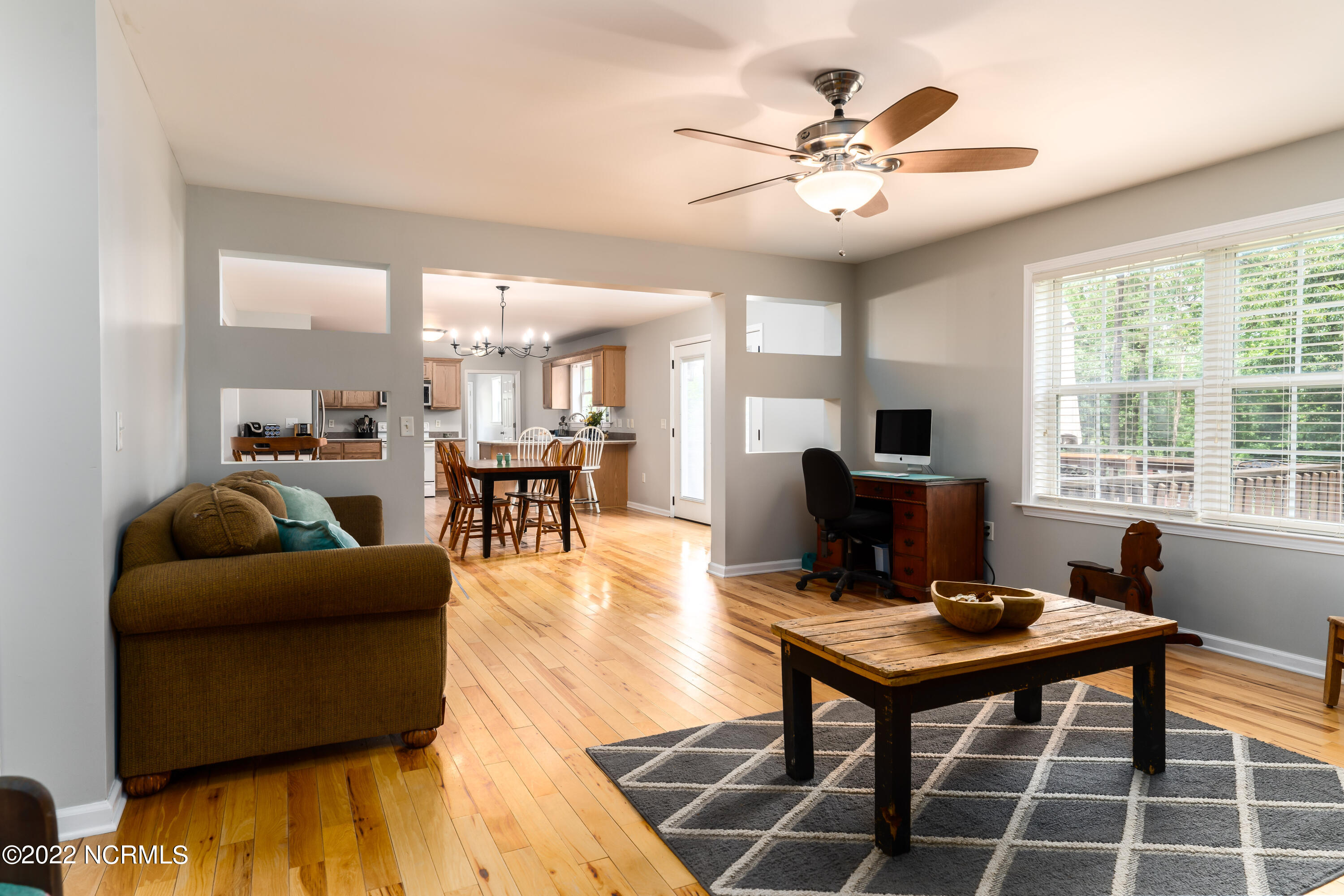 155 Tracy Road Carthage, NC 28327 - Photo 16 of 27 2nd Living space
