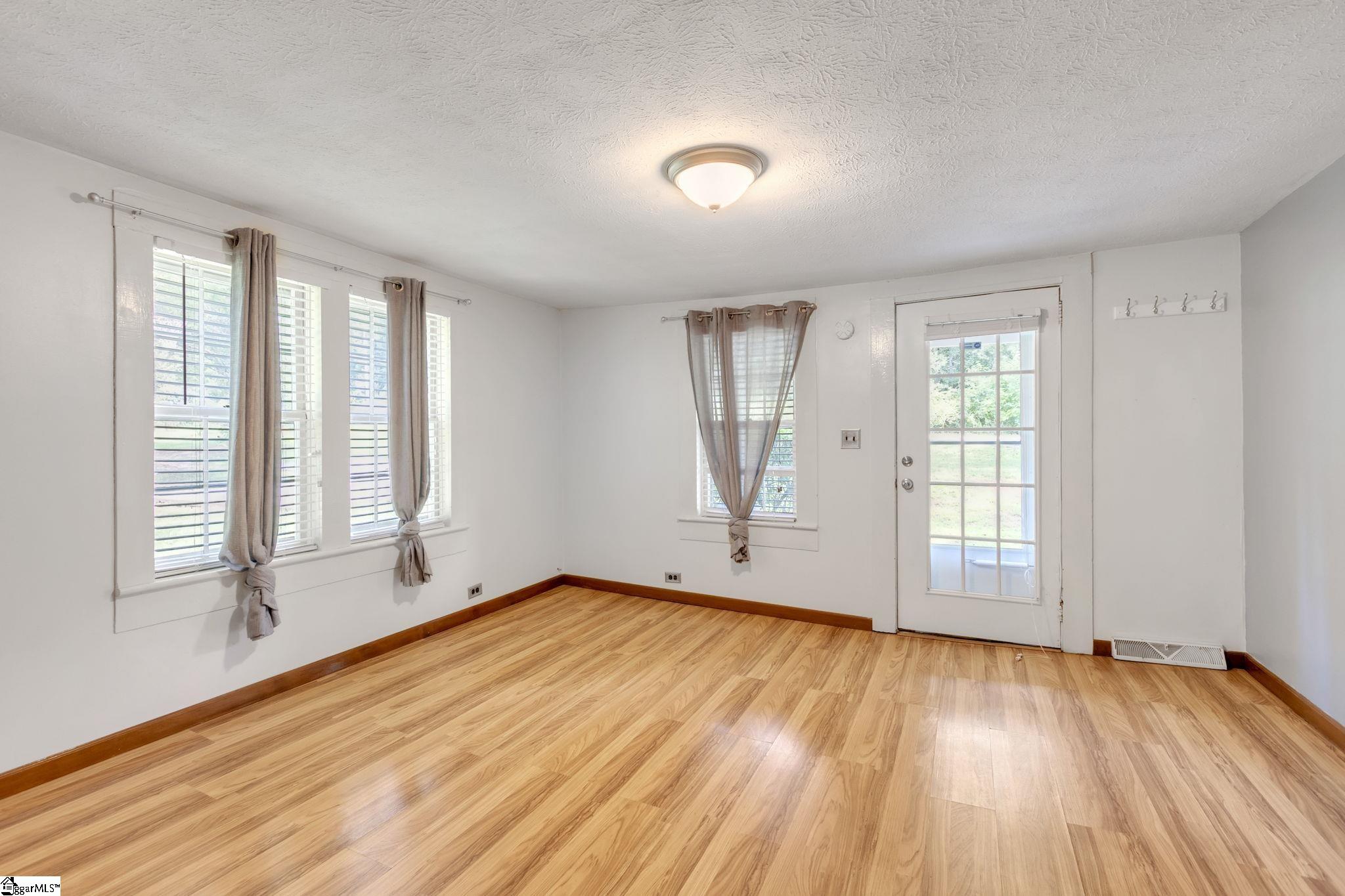 603 Old Hunts Bridge Road Greenville, SC 29617 - Photo 11 of 36