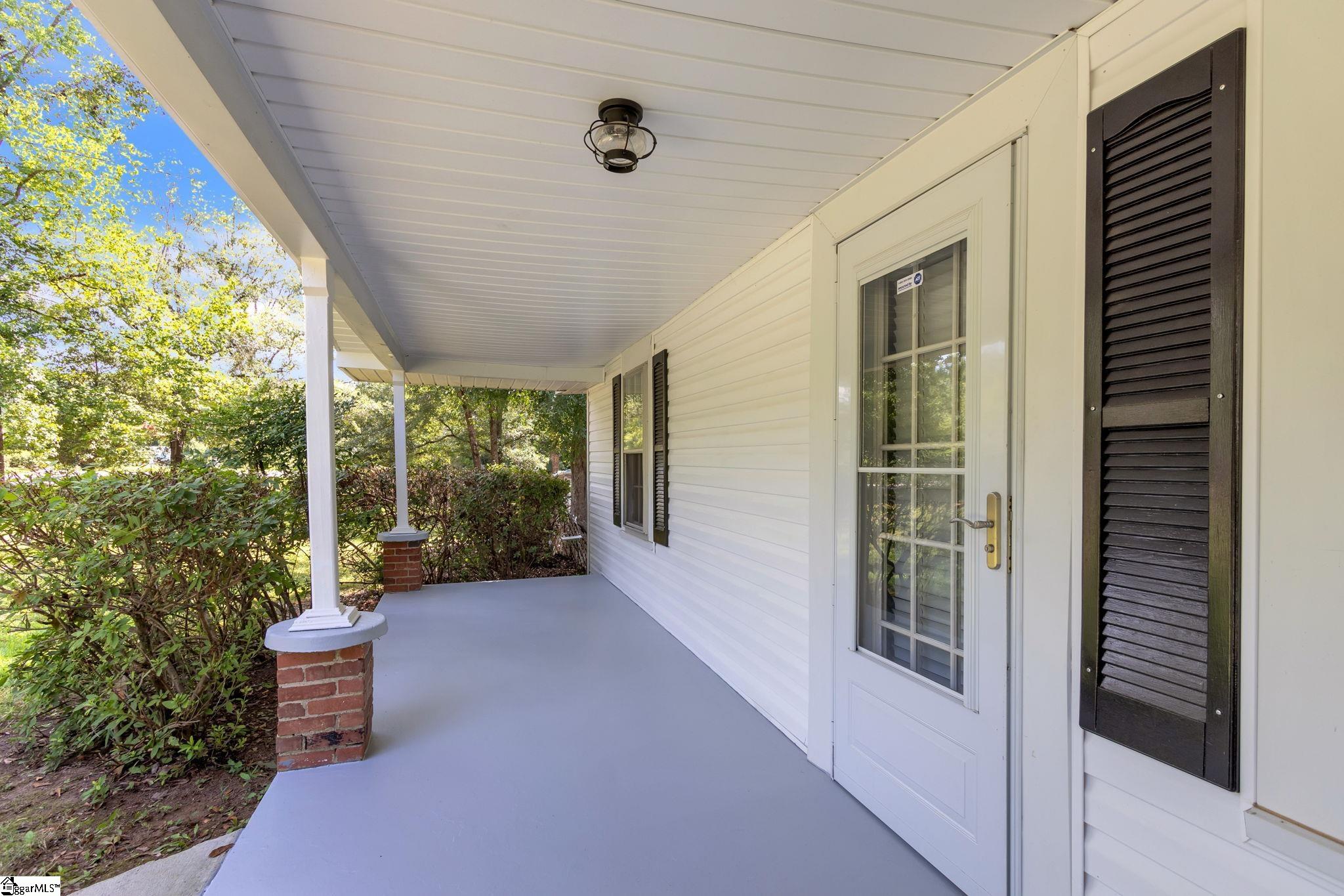 603 Old Hunts Bridge Road Greenville, SC 29617 - Photo 2 of 36