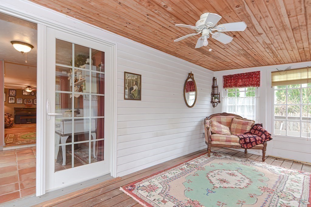 15 Chestnut Road Norfolk, MA 02056 - Photo 20 of 37 Gallery Image 20