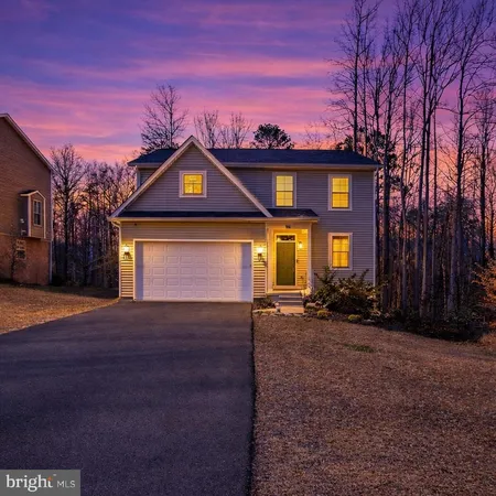 $499,999 | 118 Ackerman Lane, Ruther Glen, VA 22546