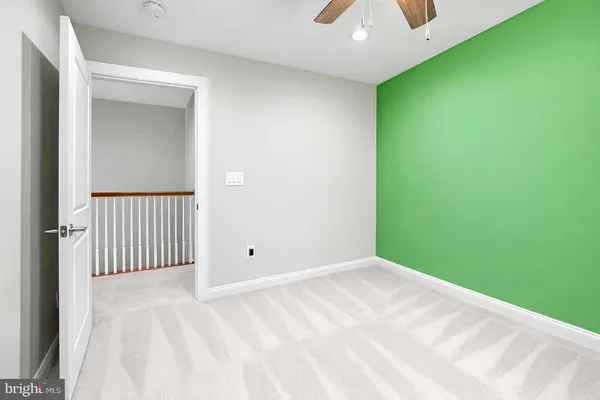 a black and white photo of a living room