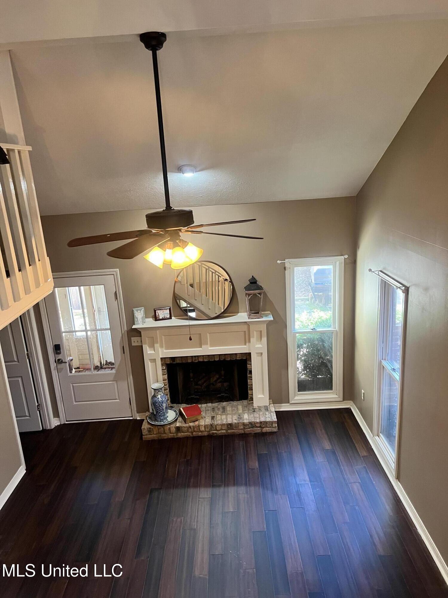 106 North Brighton Drive Jackson, MS 39211 - Photo 4 of 13 IMG_1364