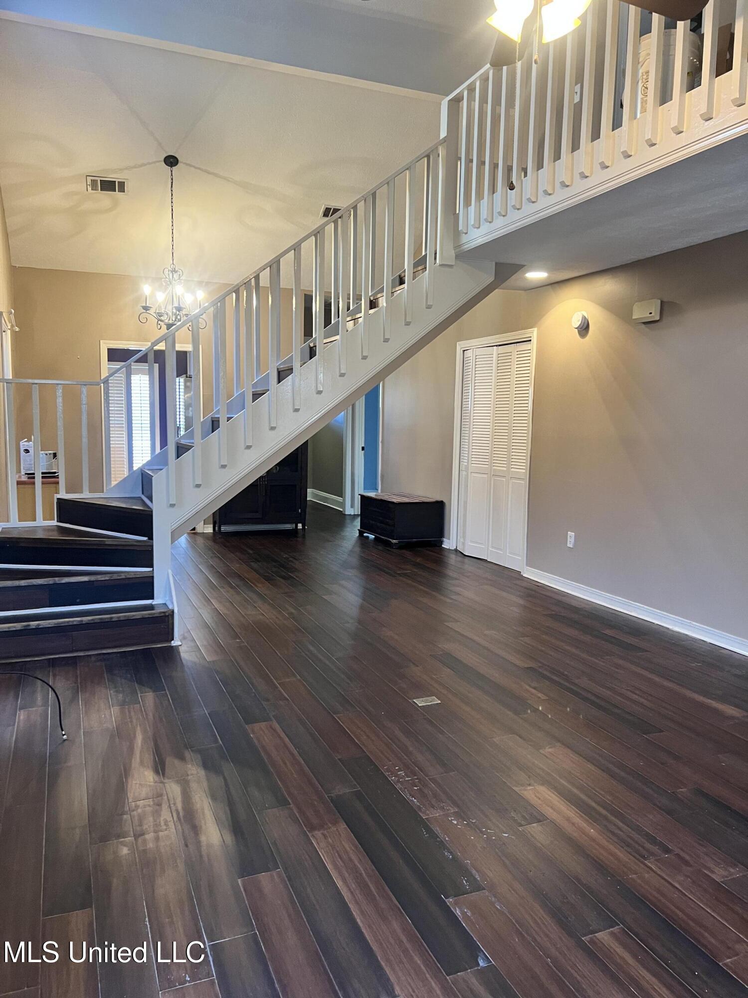 106 North Brighton Drive Jackson, MS 39211 - Photo 6 of 13 IMG_1368