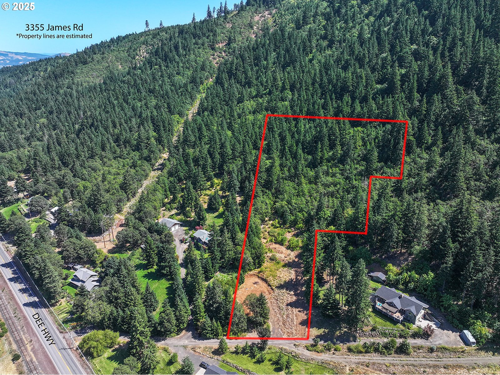 3355 James Road Hood River, OR 97031 - Photo 2 of 19 a view of a outdoor space