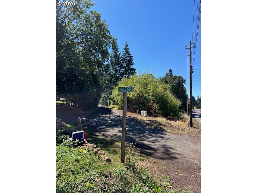 3355 James Road Hood River, OR 97031 - Photo 3 of 19 a backyard of a house with yard and outdoor seating