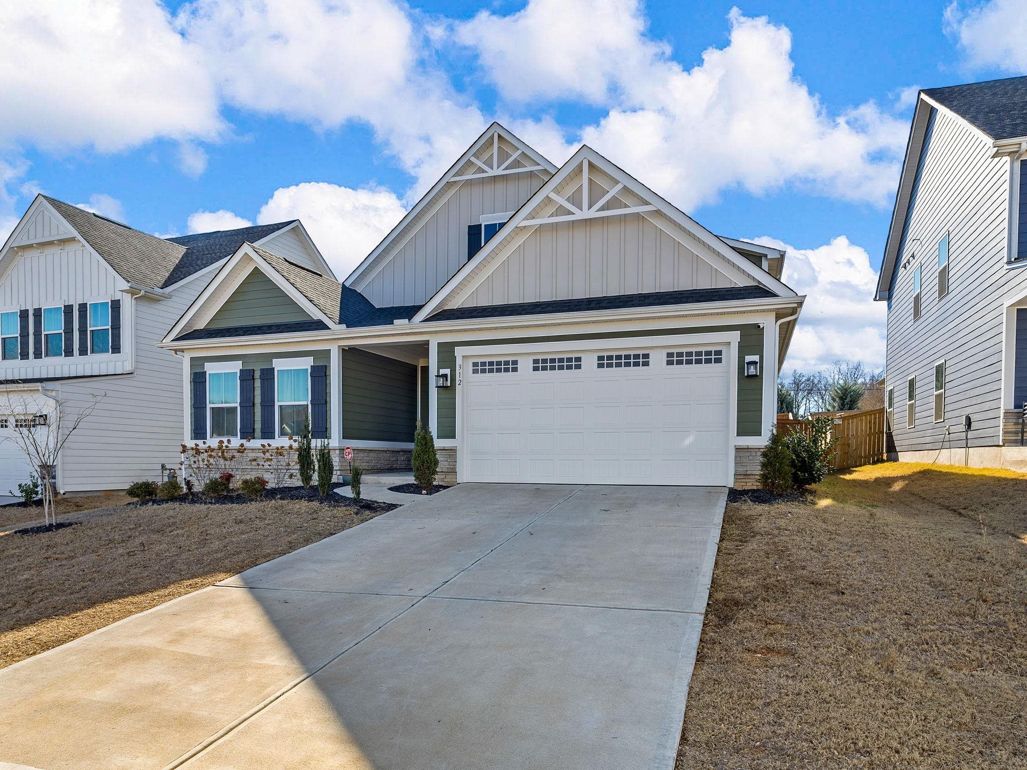 312 Delamere Drive Fountain Inn, SC 29644 - Photo 2 of 47